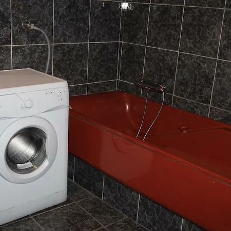 Apartamento Charming Away From Split